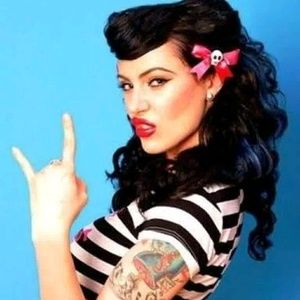 Meet your Posher, Nancy